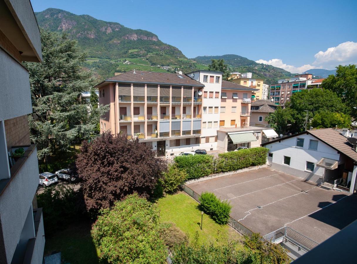 Tranquillo Bilocale Vicino Al Centro Storico Apartamento Bolzano Exterior foto