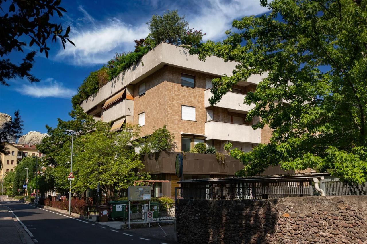 Tranquillo Bilocale Vicino Al Centro Storico Apartamento Bolzano Exterior foto