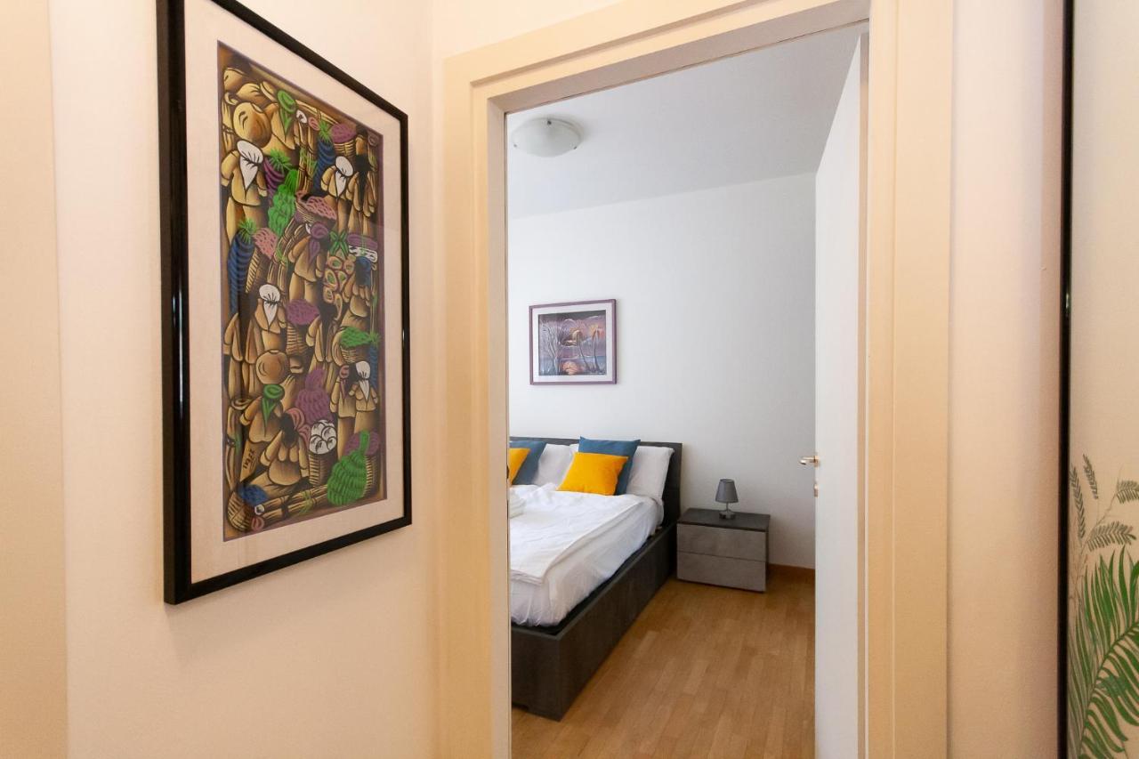 Tranquillo Bilocale Vicino Al Centro Storico Apartamento Bolzano Exterior foto
